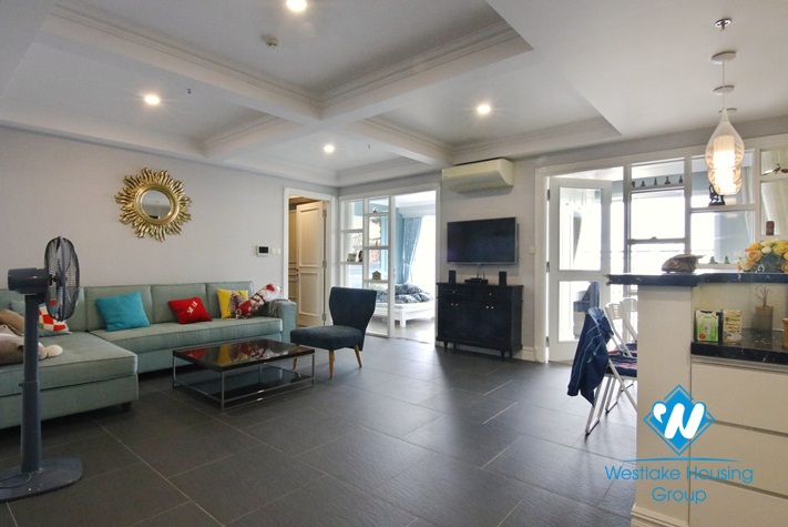 Modern apartment with 3 bedroom apartment for rent in Aqual Center Building 